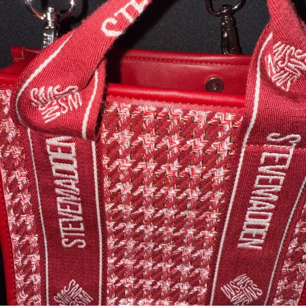 ❤️Steve Madden Red Crossbody Bag❤️